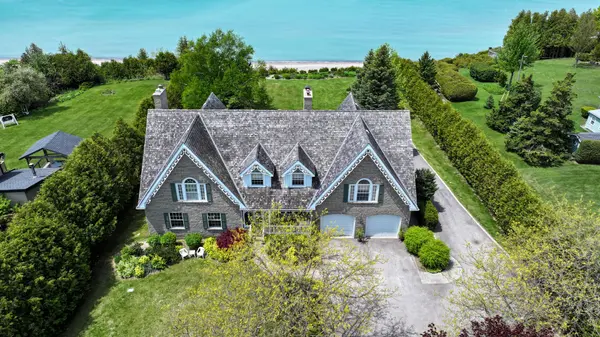 72797 Ravine DR, Bluewater, ON N0M 2T0