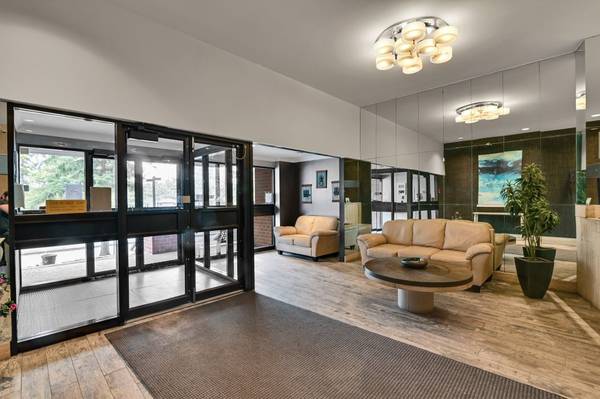 2650 Southvale CRES #505, Elmvale Acres And Area, ON K1B 4S9