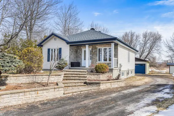 1521 COUNTY ROAD 4 RD, Champlain, ON K0B 1K0