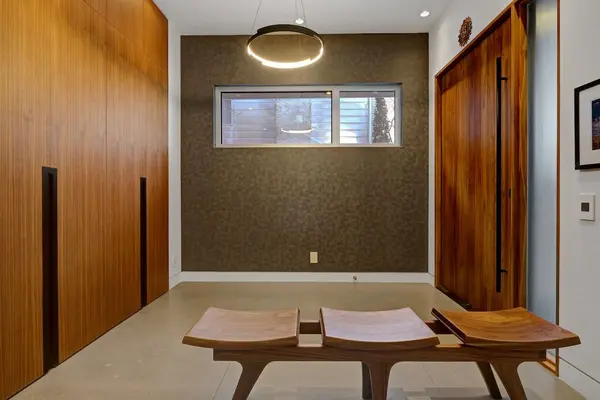 608 Byron AVE, Carlingwood - Westboro And Area, ON K2A 0E5