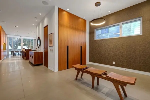 608 Byron AVE, Carlingwood - Westboro And Area, ON K2A 0E5