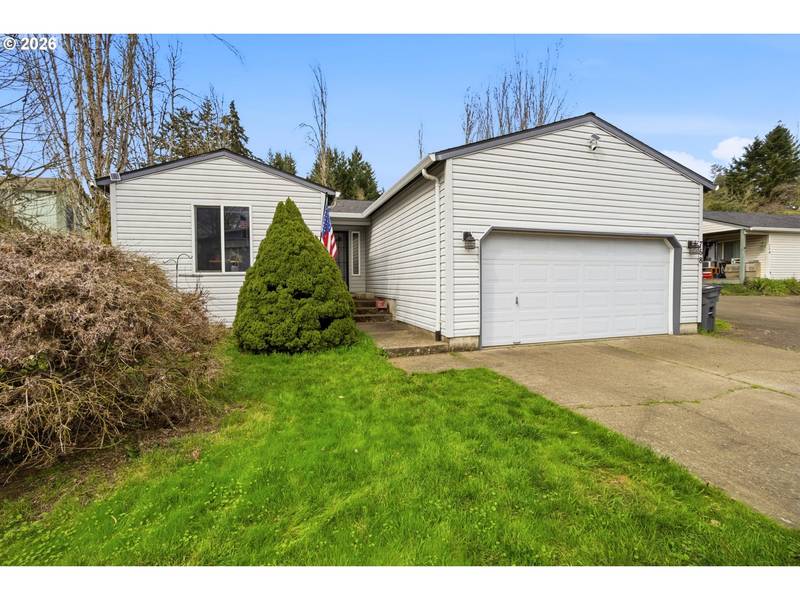 768 NE MAIN ST, Willamina, OR 97396