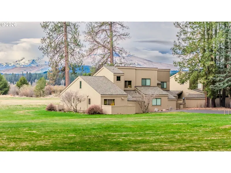 12900 HAWKS BEARD ##13, Sisters, OR 97759