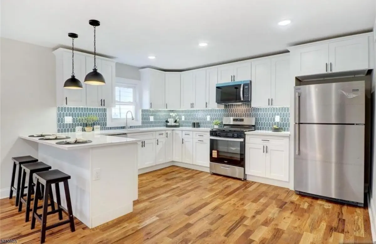 495 S Clinton St, East Orange City, NJ 07018