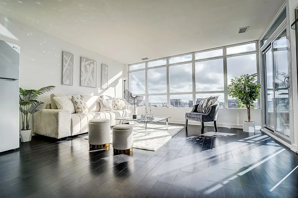 10 Capreol CT #1007, Toronto C01, ON M5V 4A5