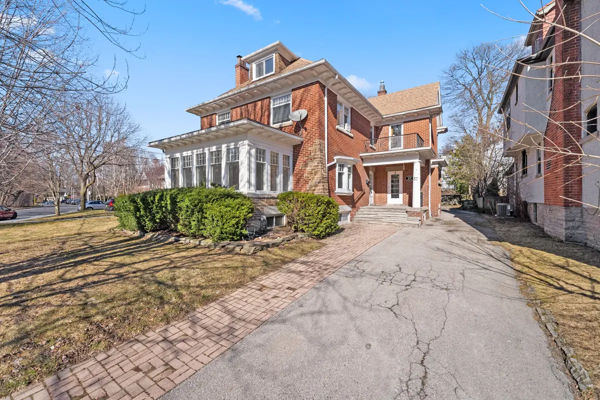 57 St Edmunds DR, Toronto C04, ON M4N 2P8