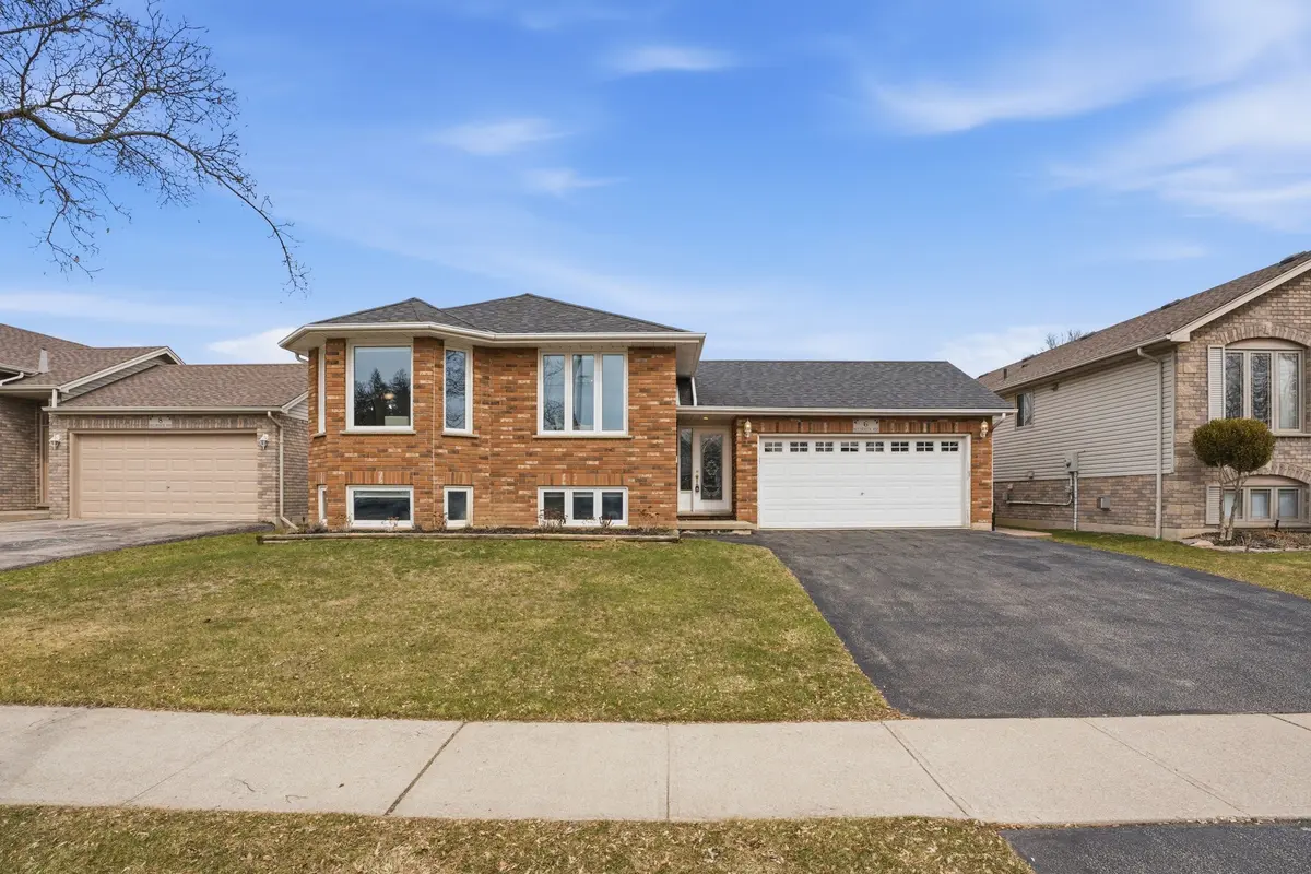 6 Mccormick WAY, Brantford, ON N3V 1E6