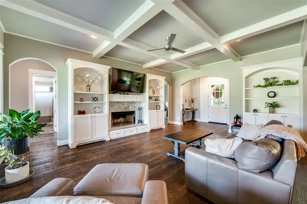 650 Cypress Point Drive, Gunter, TX 75058