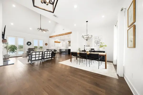 2050 W Elm Mott Drive, Waco, TX 76705