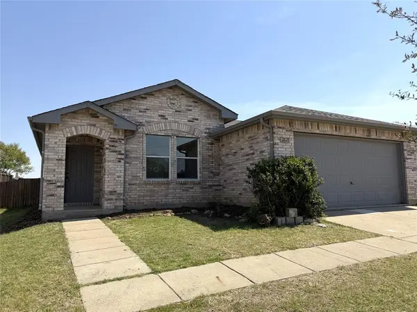 2621 Shorecrest Drive, Little Elm, TX 75068