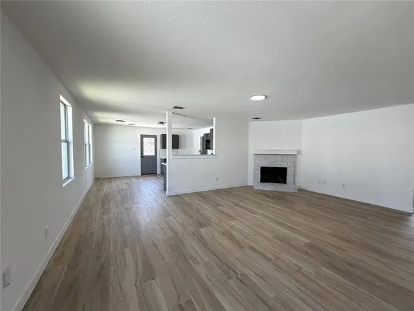 2621 Shorecrest Drive, Little Elm, TX 75068