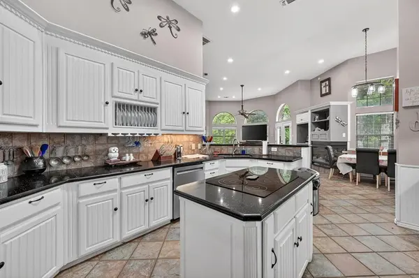 4851 Stout Road, Midlothian, TX 76065