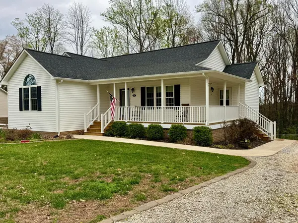 510 Oakleigh AVE, Appomattox, VA 24522