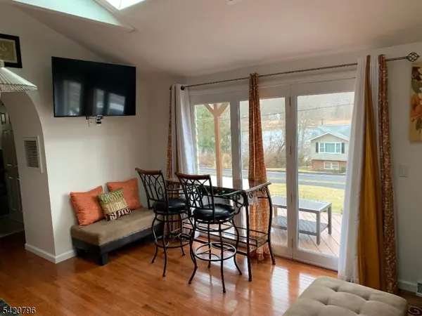 112 Seneca Lake Rd, Sparta Twp., NJ 07871