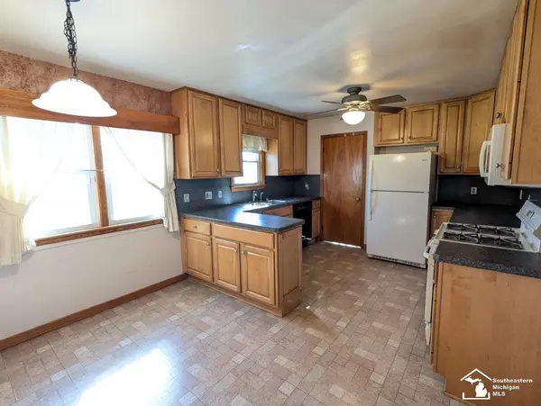 775 Stewart RD, Frenchtown Twp, MI 48162