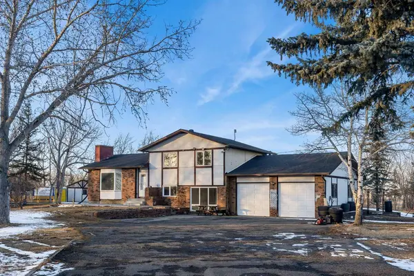 40 Pleasant Range PL, Rural Rocky View County, AB T1Z 0H2