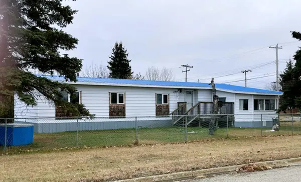 4521 50 AVE, Grimshaw, AB T0H 1W0