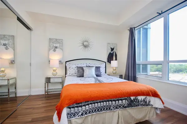 120 Harrison Garden BLVD #530, Toronto C14, ON M2N 0C2