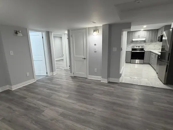 224 Fleetwood DR #Bsmt, Oshawa, ON L1K 3E7