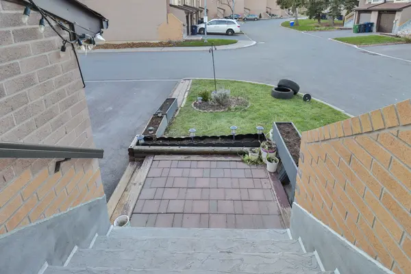 55 Collinsgrove RD #255, Toronto E10, ON M1E 4Z2