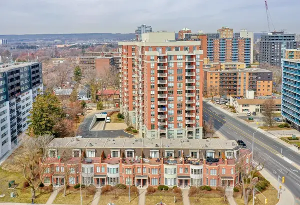 442 Maple AVE #1402, Burlington, ON L7S 2L7