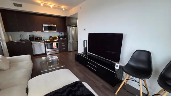 10 Parklawn RD #2307, Toronto W06, ON M8V 0H9