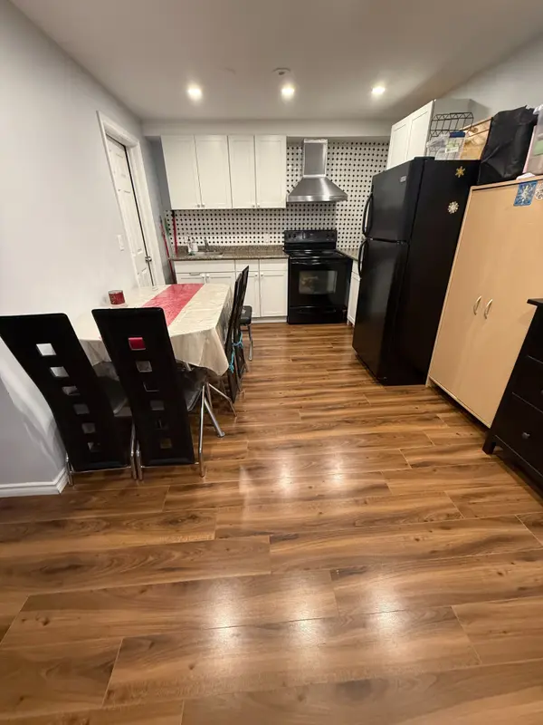 48 Van Fleet TER, Milton, ON L9T 0Y4