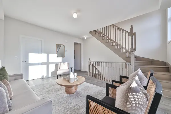 6 Tarmola Park CT, Toronto W05, ON M9L 0A6