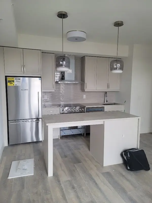 500 Brock AVE #509, Burlington, ON L7S 0A5