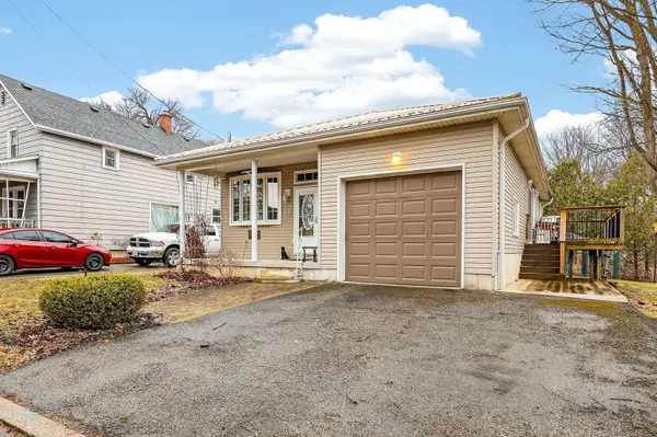 50 Wellington AVE, Ingersoll, ON N5C 1C3