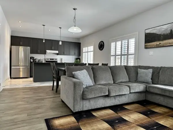 141 Rosie ST, Blue Mountains, ON N0H 1J0