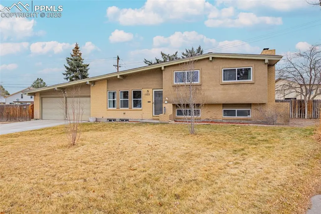 1522 Hollyhock DR, Colorado Springs, CO 80907