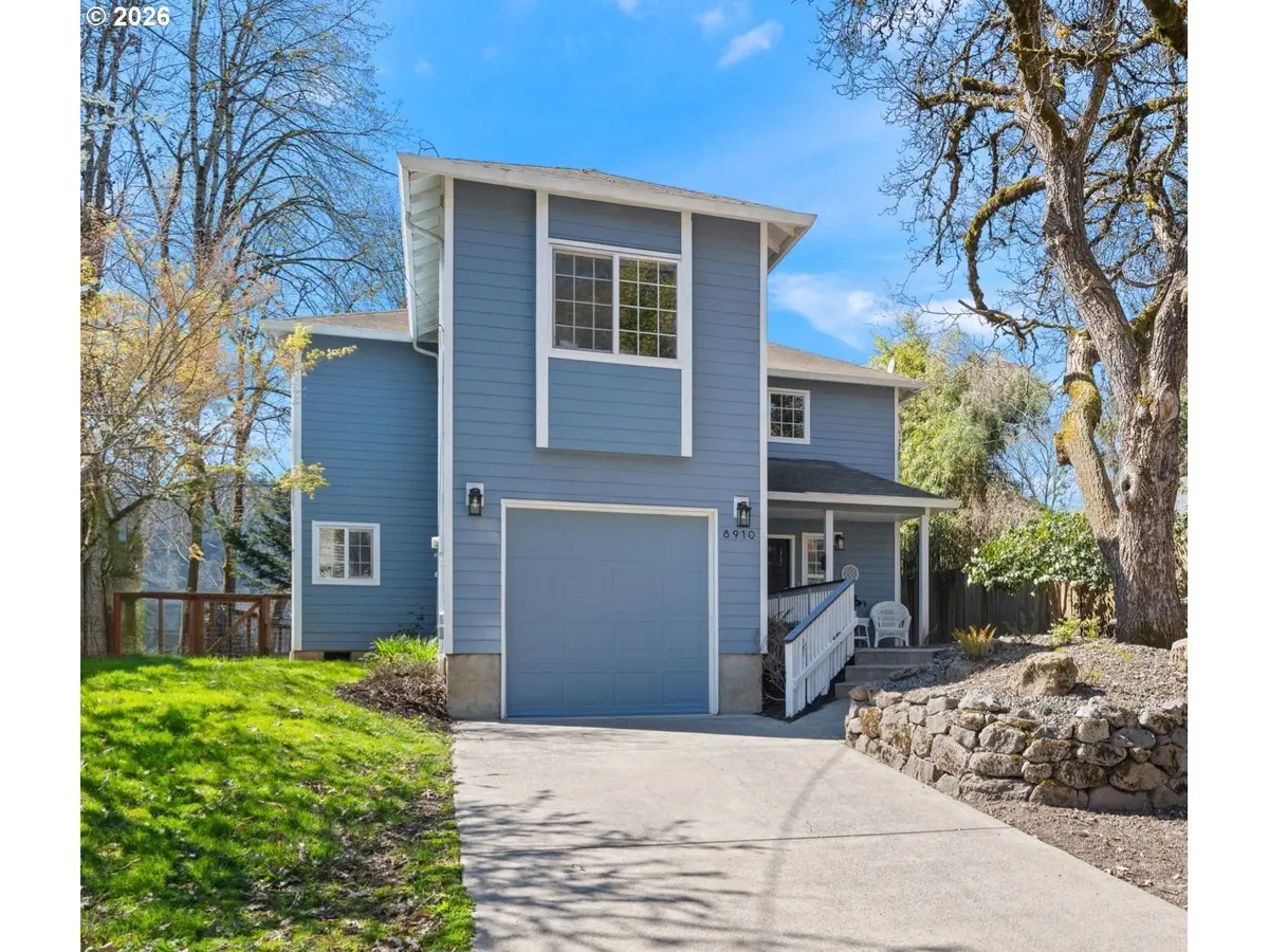 8910 N EDISON ST N, Portland, OR 97203