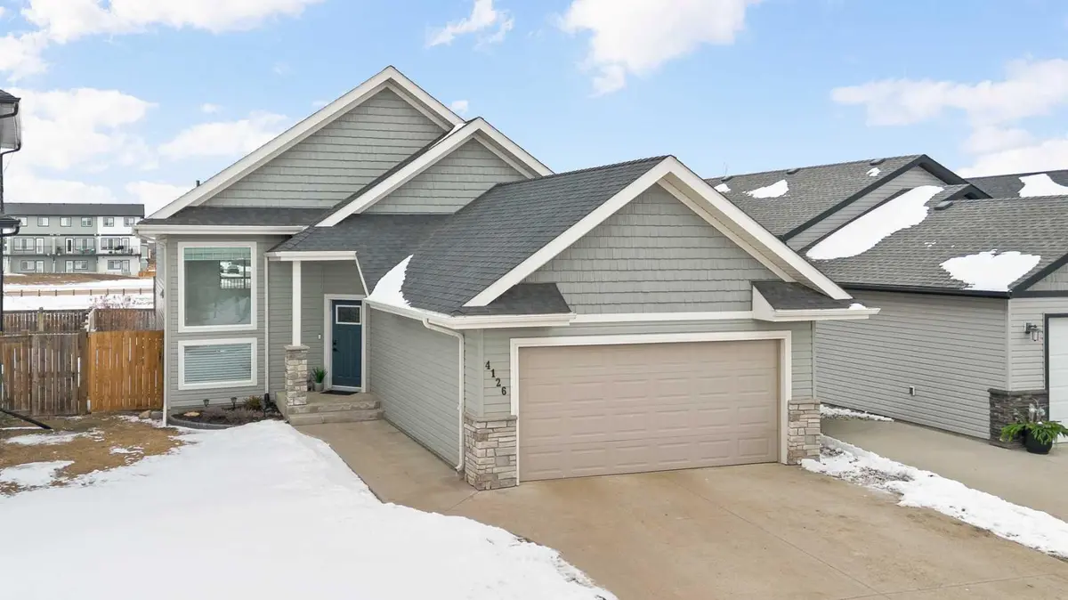 4126 34 ST, Lloydminster, SK S9V 2H5