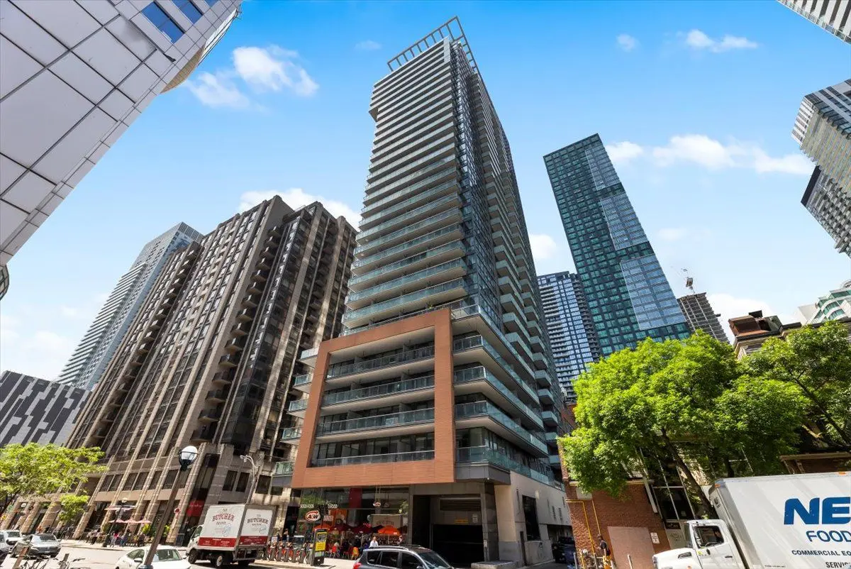 8 Mercer ST #2803, Toronto C01, ON M5V 0C4