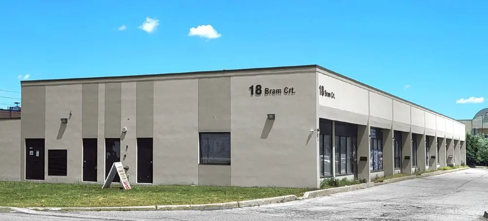 18 Bram CT, Brampton, ON L6W 3R6