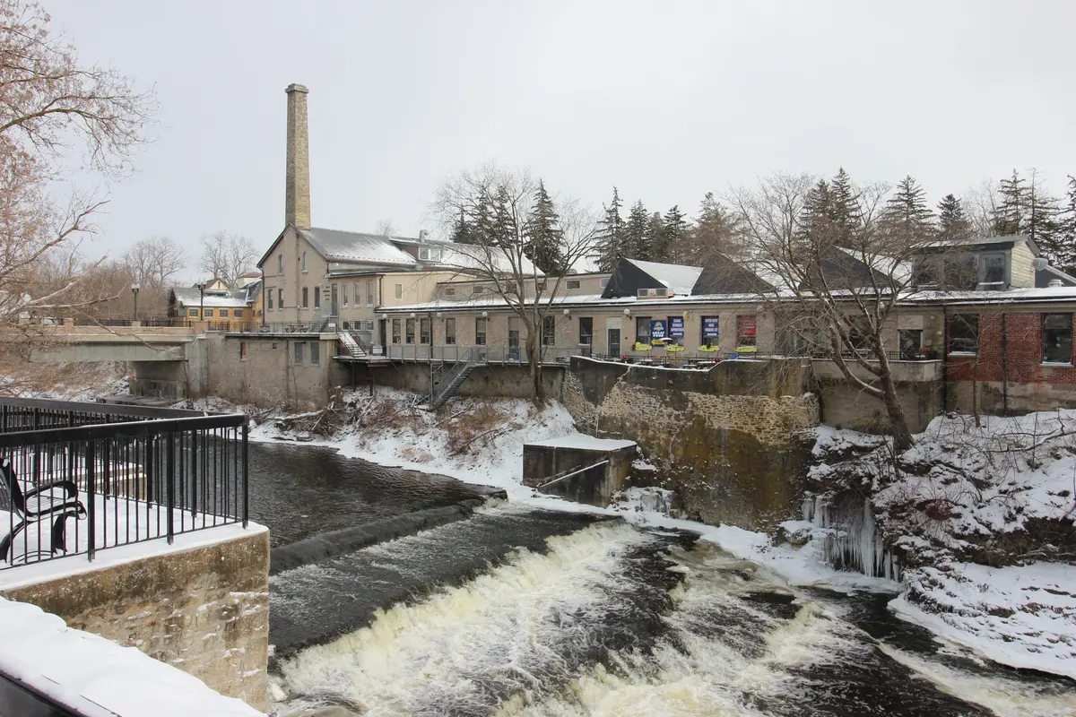 105 Queen ST W #6, Centre Wellington, ON N1M 2L3