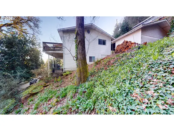 2145 WEBB ST, West Linn, OR 97068