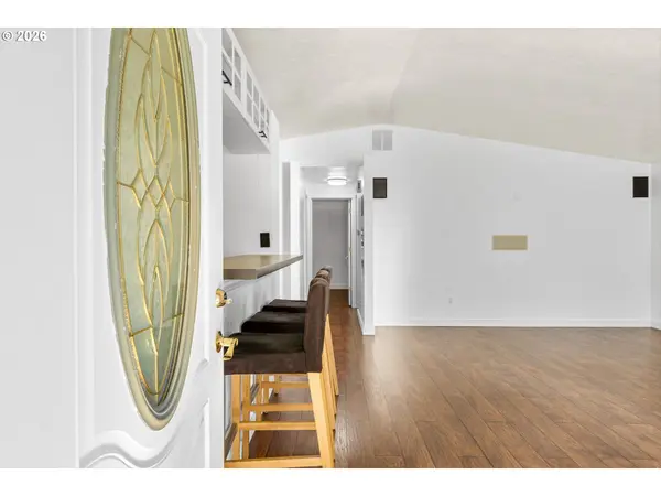 5687 SE LLOYD ST, Milwaukie, OR 97222