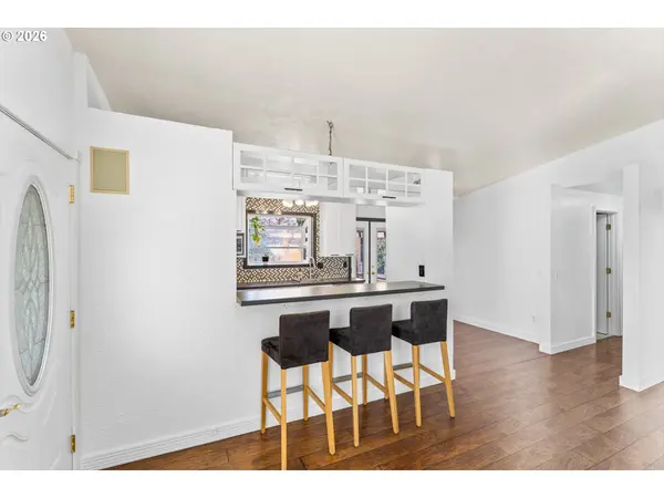 5687 SE LLOYD ST, Milwaukie, OR 97222