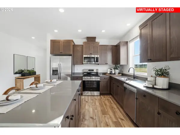 398 NE Hunter DR, Estacada, OR 97023