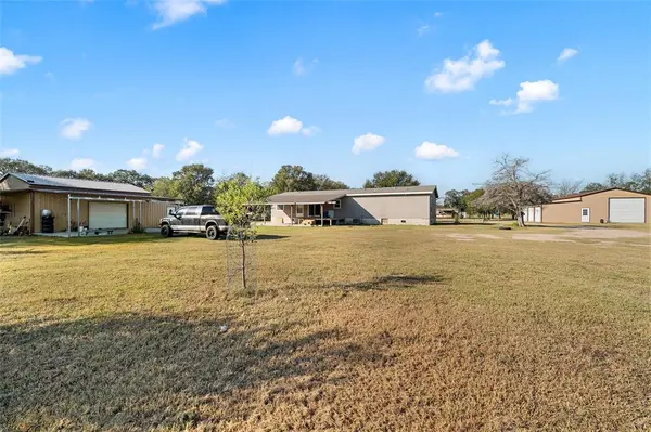 1605 Cloverleaf Road, Bellmead, TX 76705
