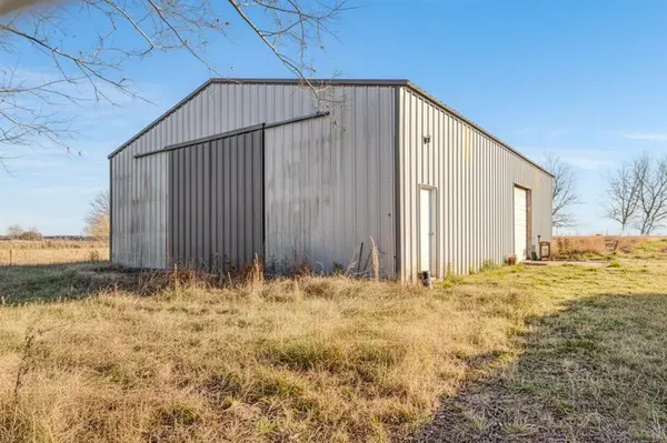 109 PRIVATE RD 24980, Brookston, TX 75421