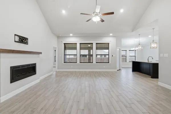 972 Sam Street, Springtown, TX 76082