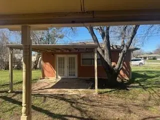 1200 Cliff Drive, Graham, TX 76450