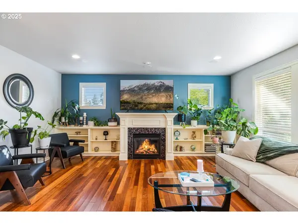 16375 Oak Valley DR, Oregon City, OR 97045