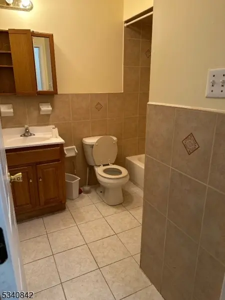 473 Clinton Ave, Newark City, NJ 07108