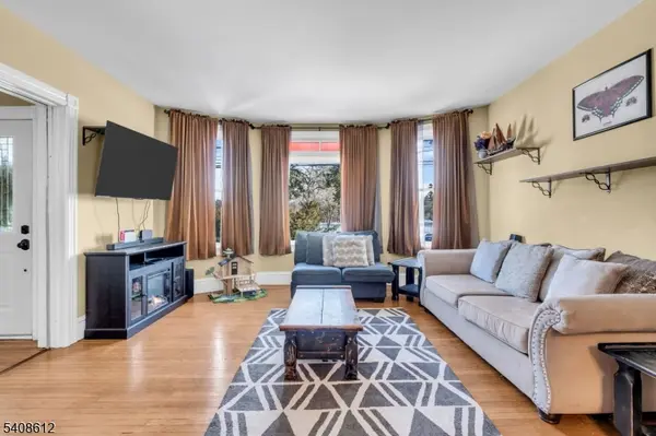 589 Mountain Ave, Bound Brook Boro, NJ 08805