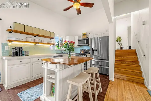 1522 Hollyhock DR, Colorado Springs, CO 80907