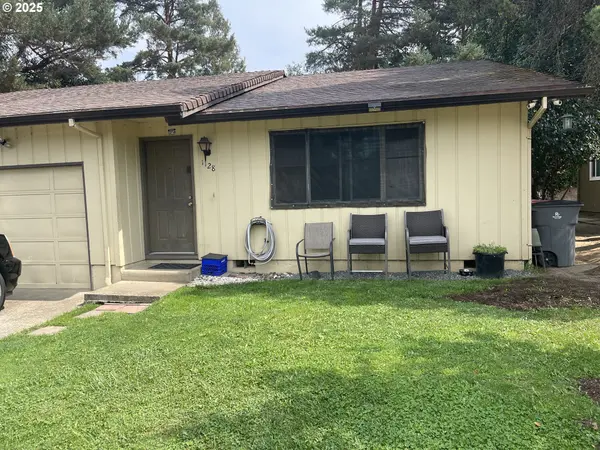 1128 SE Rummel ST, Mc Minnville, OR 97128